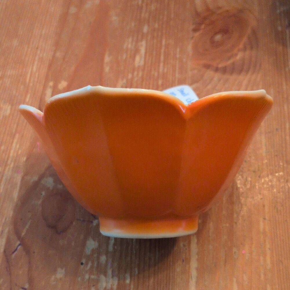Japanese Orange Flower-Shaped Collectible Bowl, Made in Japan, Japanese Culture
